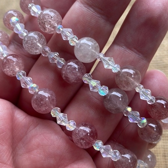 Strawberry quartz necklace & Crystal spacers gorgeous amazing one-of-a-jind - Picture 4 of 11